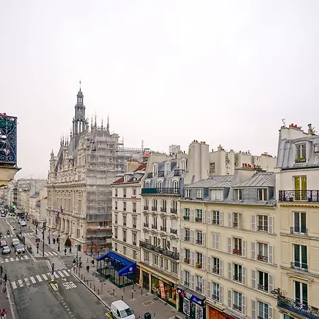 Beautiful With View On The Faubourg